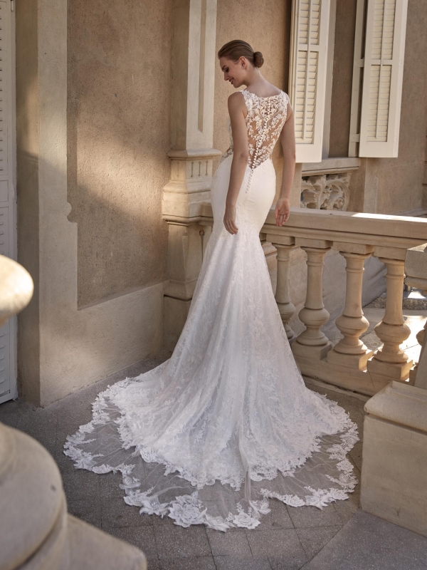 LAKEN wedding Dress: San Patrick collection 2026 Paris Boutique