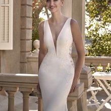LAKEN wedding Dress: San Patrick collection 2026 Paris Boutique