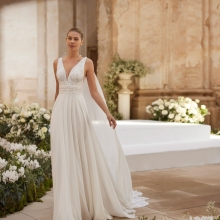 MANON Wedding Dress Aire Barcelona Collection 2026| Paris Boutique