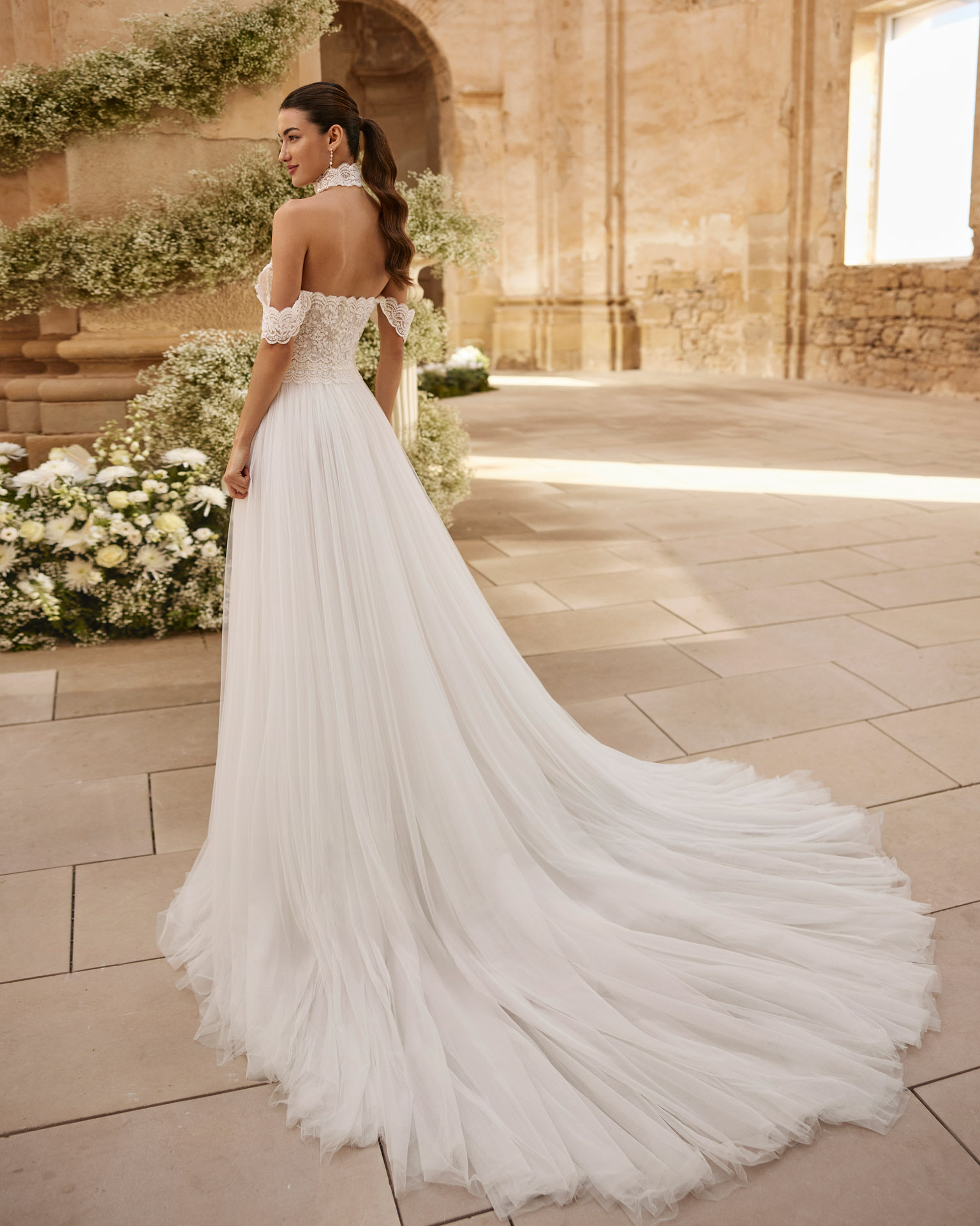 Melania Wedding Dress Aire Barcelona Collection 2026| Paris Boutique Melania Wedding Dress Aire Barcelona Collection 2026| Paris Boutique