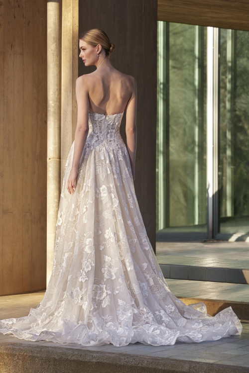 Robe de Mariée MENTA Pronovias collection 2026 | Paris
