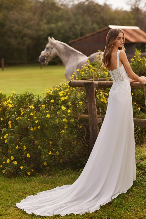 Robe de mariée NELSIA Alma Novias collection 2026