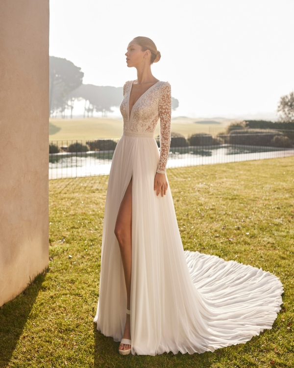 ZOEY Wedding Dress Aire Barcelona Collection 2026| Paris Boutique
