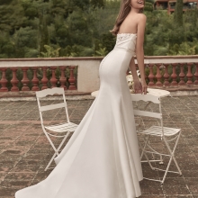 ACACIUS Nicole Wedding Dress collection 2026| Boutique Paris ACACIUS Nicole Wedding Dress collection 2026| Boutique Paris