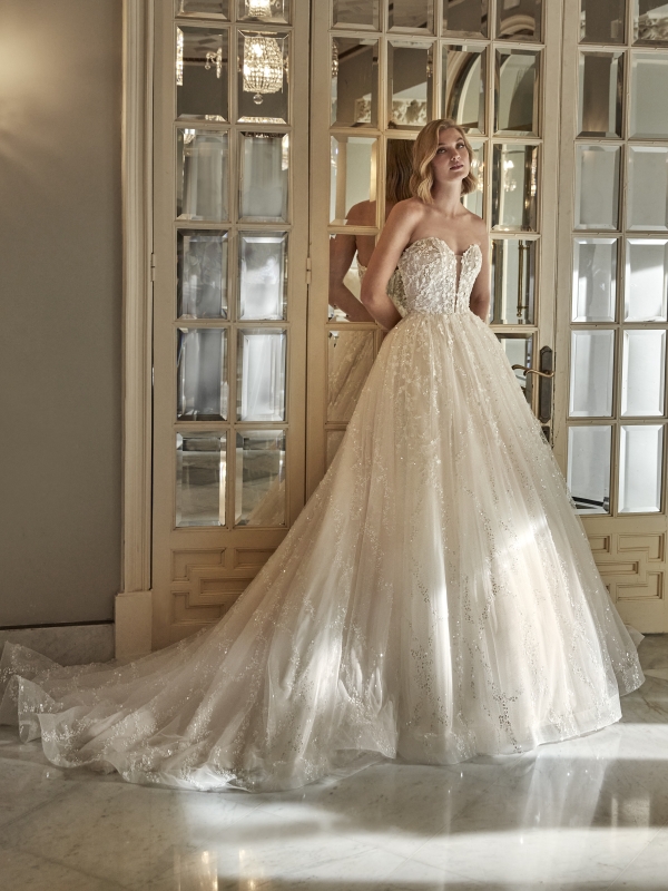 ALISETTE Wedding Dress Pronovias Privee collection 2026 | Paris Boutique