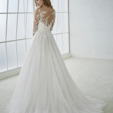 Robe de Mariée FERIA White One Collection 2026 | Paris Robe de Mariée FERIA White One Collection 2026 | Paris