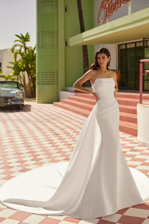 JALISA Wedding Dress luna novias collection 2026: Paris Boutique