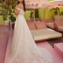 JENTRI Wedding Dress luna novias collection 2026: Paris Boutique