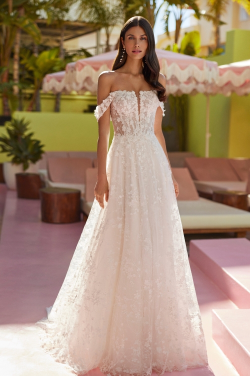 JENTRI Wedding Dress luna novias collection 2026: Paris Boutique