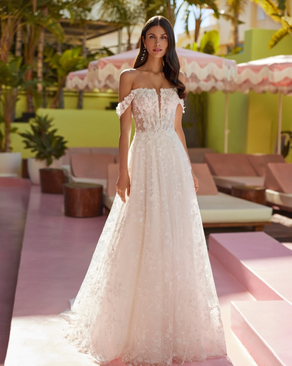JENTRI Wedding Dress luna novias collection 2026: Paris Boutique