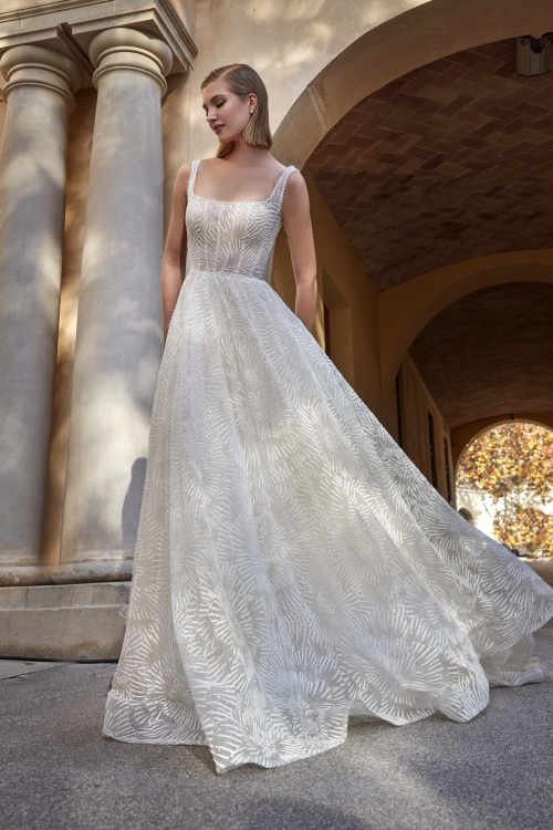 JESAMINE Wedding Dress Pronovias Privee collection 2026 | Paris Boutique