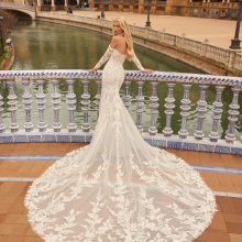 KANTE Wedding Dress Aire Barcelona Collection 2026 | Paris Boutique KANTE Wedding Dress Aire Barcelona Collection 2026 | Paris Boutique