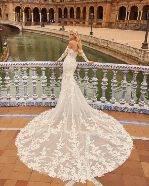 KANTE Wedding Dress Aire Barcelona Collection 2026 | Paris Boutique KANTE Wedding Dress Aire Barcelona Collection 2026 | Paris Boutique