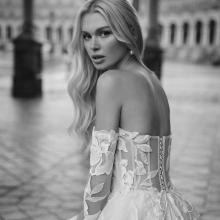 KATYA Wedding Dress Aire Barcelona Collection 2026| Paris Boutique KATYA Wedding Dress Aire Barcelona Collection 2026| Paris Boutique