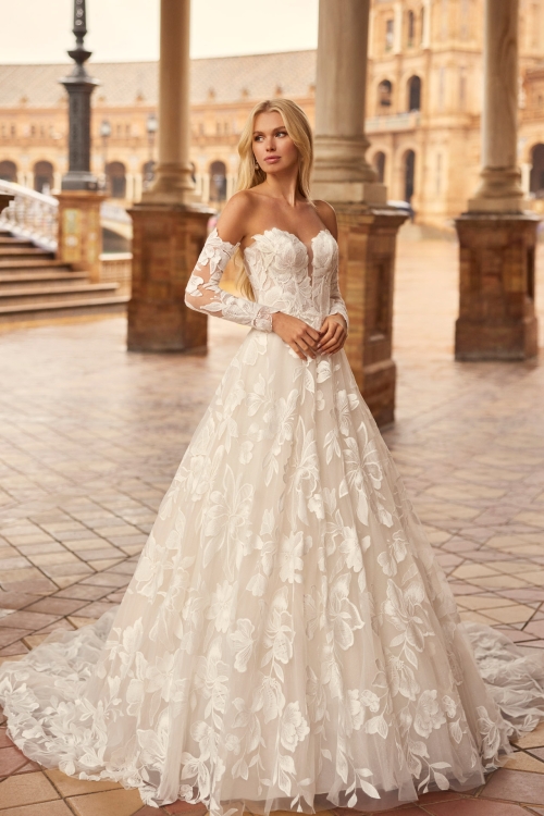 KATYA Wedding Dress Aire Barcelona Collection 2026| Paris Boutique