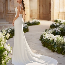 MAIDA Wedding Dress Aire Barcelona Collection 2026 | Paris Boutique MAIDA Wedding Dress Aire Barcelona Collection 2026 | Paris Boutique