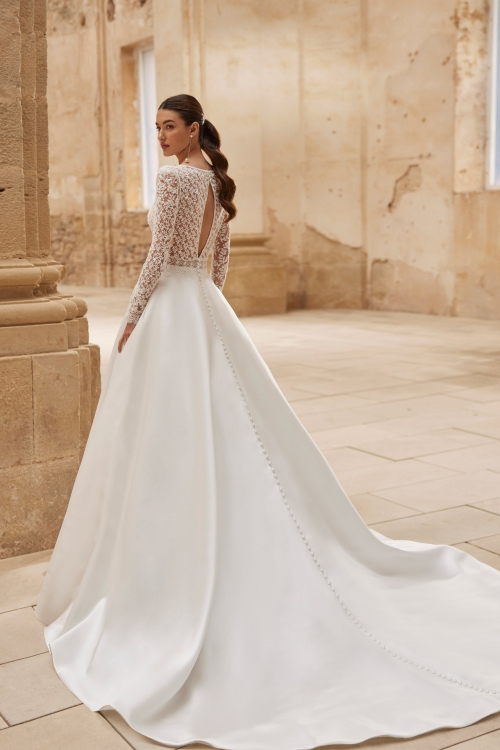 MIREN Wedding Dress Aire Barcelona Collection 2026 | Paris Boutique