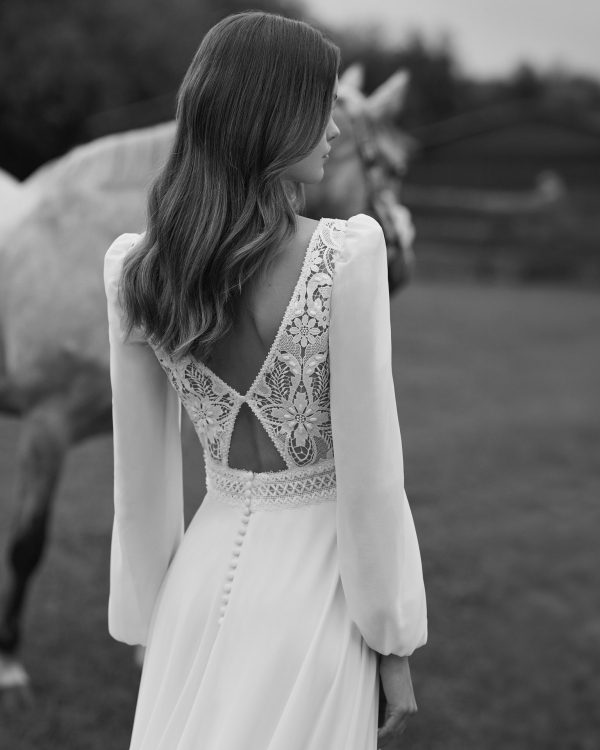 NEIMY Wedding Dress Alma Novias collection 2026 Paris NEIMY Wedding Dress Alma Novias collection 2026 Paris