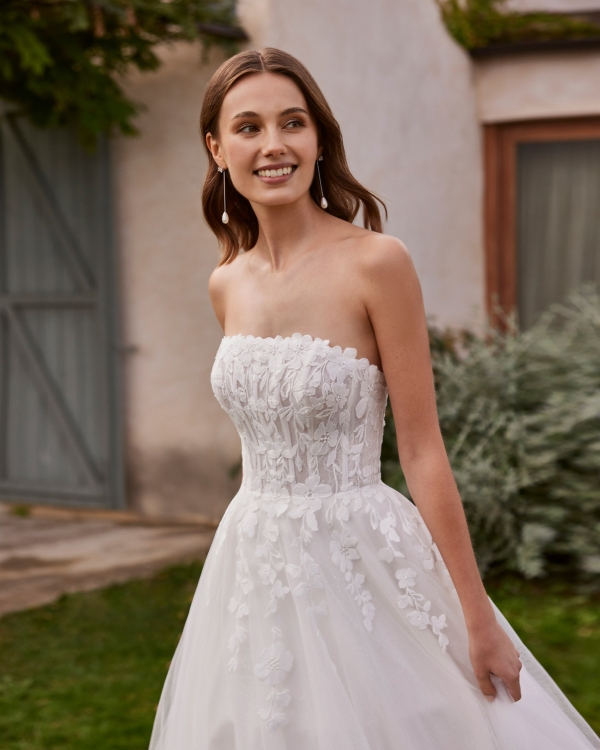 Robe de mariée NISARA Alma Novias collection 2026 Robe de mariée NISARA Alma Novias collection 2026