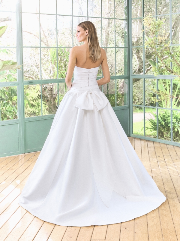 Robe de Mariée RIBAMAR White One Collection 2026 | Paris Robe de Mariée RIBAMAR White One Collection 2026 | Paris