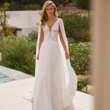 BANAYA Wedding Dress Pronovias collection 2026 | Boutique Paris BANAYA Wedding Dress Pronovias collection 2026 | Boutique Paris