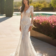 Robe de mariée SEDUM Adriana Alier collection 2026 : Paris