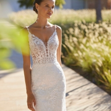 Robe de mariée SEMI Adriana Alier collection 2026 : Paris