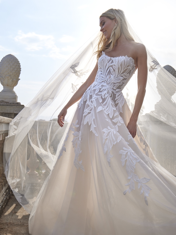 TEIA Wedding Dress Pronovias collection 2026 | Boutique Paris TEIA Wedding Dress Pronovias collection 2026 | Boutique Paris