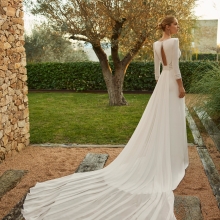 ZALER Wedding Dress Aire Barcelona Collection 2026 | Paris Boutique ZALER Wedding Dress Aire Barcelona Collection 2026 | Paris Boutique