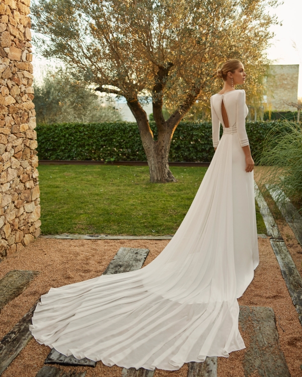 ZALER Wedding Dress Aire Barcelona Collection 2026 | Paris Boutique ZALER Wedding Dress Aire Barcelona Collection 2026 | Paris Boutique
