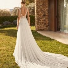 ZINAIDA Wedding Dress Aire Barcelona Collection 2026 | Paris Boutique ZINAIDA Wedding Dress Aire Barcelona Collection 2026 | Paris Boutique