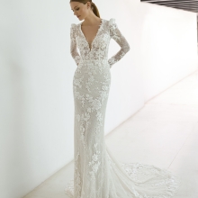 AYSUN Wedding Dress Pronovias collection 2026 | Boutique Paris AYSUN Wedding Dress Pronovias collection 2026 | Boutique Paris
