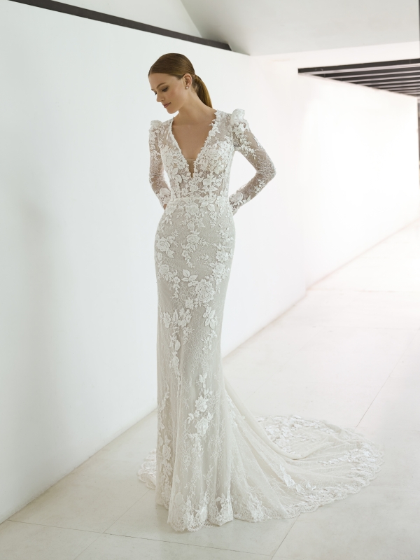 AYSUN Wedding Dress Pronovias collection 2026 | Boutique Paris AYSUN Wedding Dress Pronovias collection 2026 | Boutique Paris