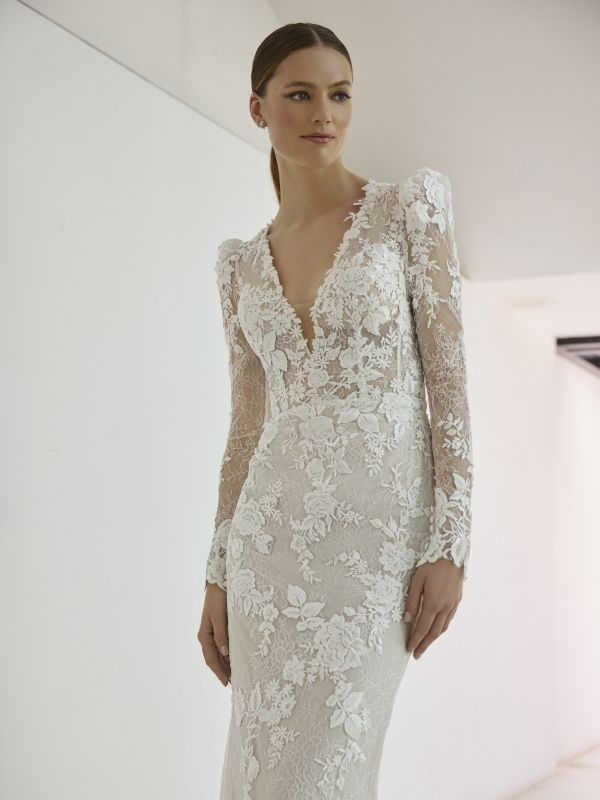 AYSUN Wedding Dress Pronovias collection 2026 | Boutique Paris AYSUN Wedding Dress Pronovias collection 2026 | Boutique Paris