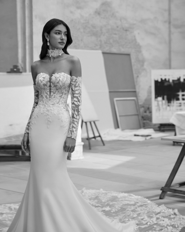 MARIELA Wedding Dress Aire Barcelona Collection 2026 | Paris Boutique MARIELA Wedding Dress Aire Barcelona Collection 2026 | Paris Boutique