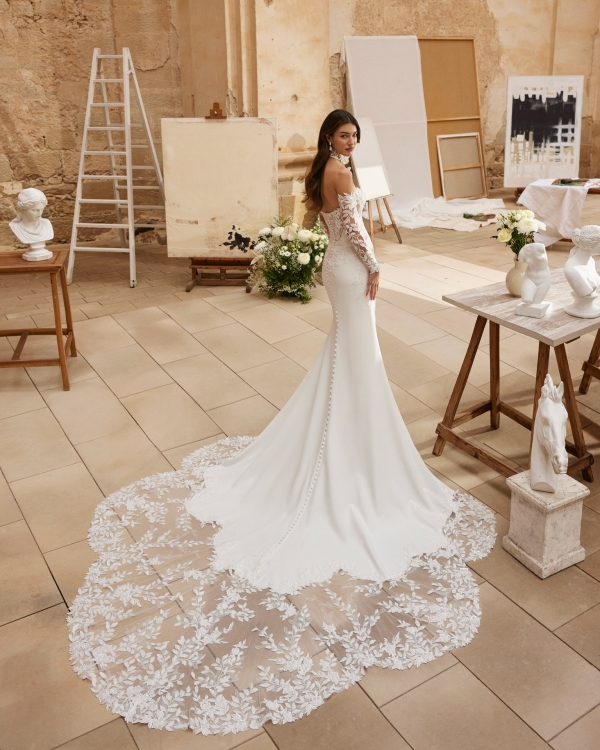 MARIELA Wedding Dress Aire Barcelona Collection 2026 | Paris Boutique MARIELA Wedding Dress Aire Barcelona Collection 2026 | Paris Boutique