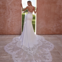 ROANNA-C Robe de Mariée ROANNA Pronovias collection 2026 | Paris