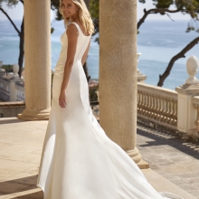 Robe de Mariée ARCHIVAL Pronovias collection 2026 | Paris Robe de Mariée ARCHIVAL Pronovias collection 2026 | Paris