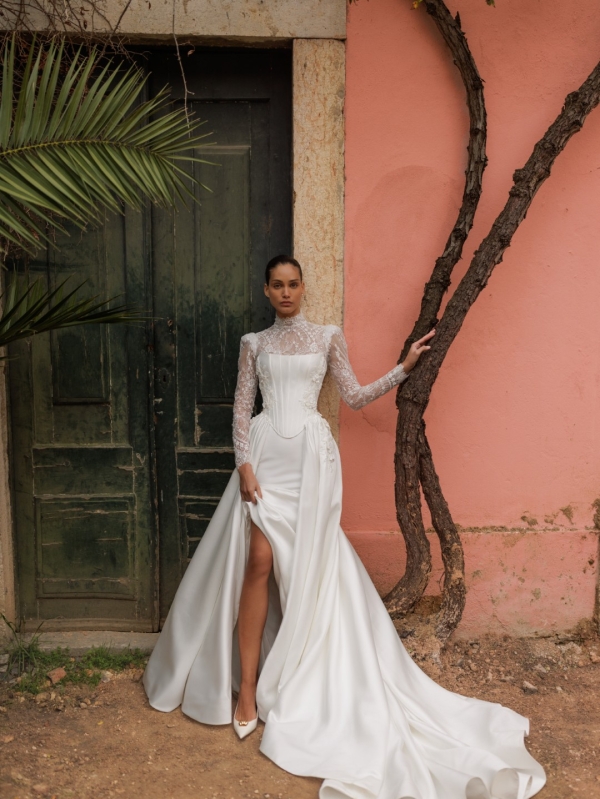 Robe de Mariée BIJOU de WONA CONCEPT| Boutique Paris 15 Robe de Mariée BIJOU de WONA CONCEPT| Boutique Paris 15