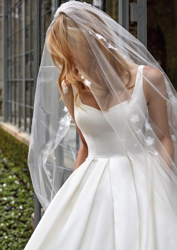 LAMYA Nicole Wedding Dress collection 2026 | Boutique Paris LAMYA Nicole Wedding Dress collection 2026 | Boutique Paris