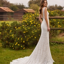 NUMIAN Wedding Dress Alma Novias collection 2026 Paris NUMIAN Wedding Dress Alma Novias collection 2026 Paris