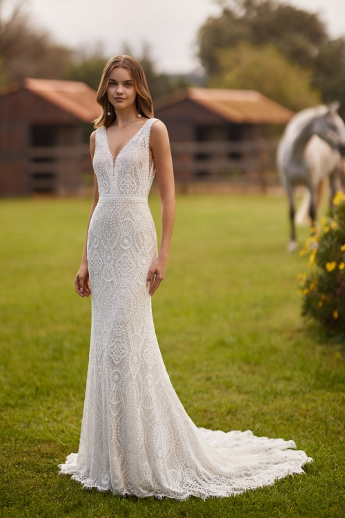 NUMIAN Wedding Dress Alma Novias collection 2026 Paris