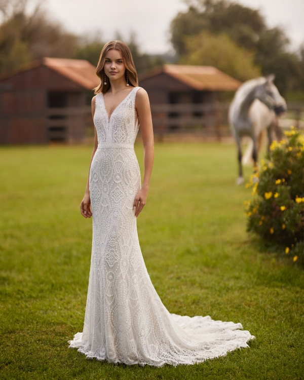 NUMIAN Wedding Dress Alma Novias collection 2026 Paris