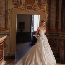 PIPER Wedding Dress WONA CONCEPT collection 2026 | Boutique Paris