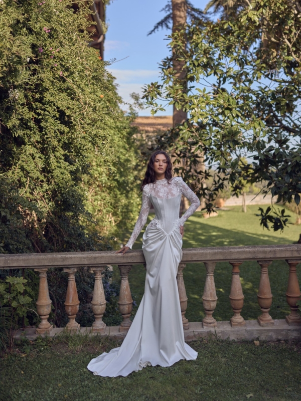 Robe de Mariée CROCUS de WONA CONCEPT| Boutique Paris Robe de Mariée CROCUS de WONA CONCEPT| Boutique Paris