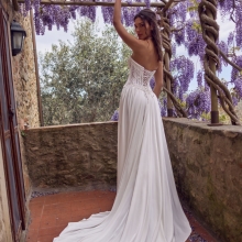 Robe de Mariée ERATO de WONA CONCEPT| Boutique Paris 15 Robe de Mariée ERATO de WONA CONCEPT| Boutique Paris 15