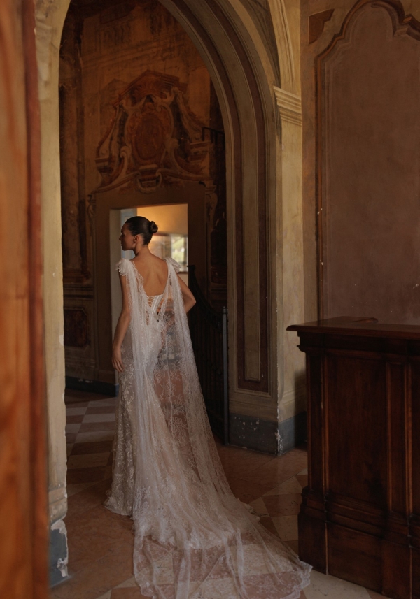 Robe de Mariée ROWAN de WONA CONCEPT| Paris Boutique Robe de Mariée ROWAN de WONA CONCEPT| Paris Boutique