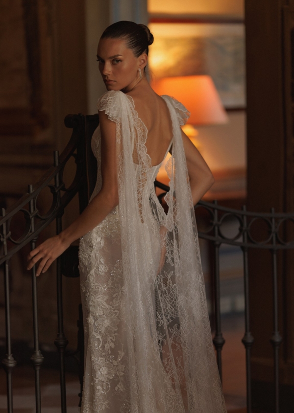 Robe de Mariée ROWAN de WONA CONCEPT| Paris Boutique Robe de Mariée ROWAN de WONA CONCEPT| Paris Boutique